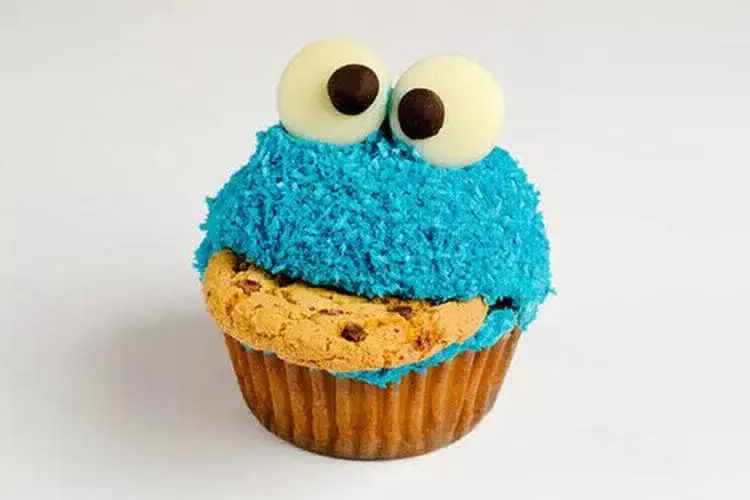 Cookie Monster cupcake for kids