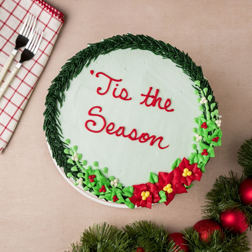 Holiday Wreath Cake View 2