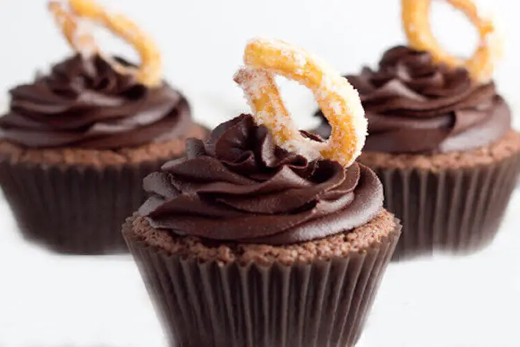 How to make Churro cupcakes